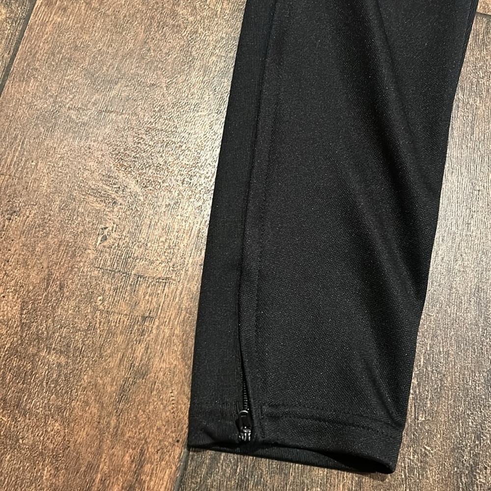 Adidas Men’s Small pants - Picture 3 of 6
